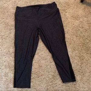 NWOT Zella Crop leggings